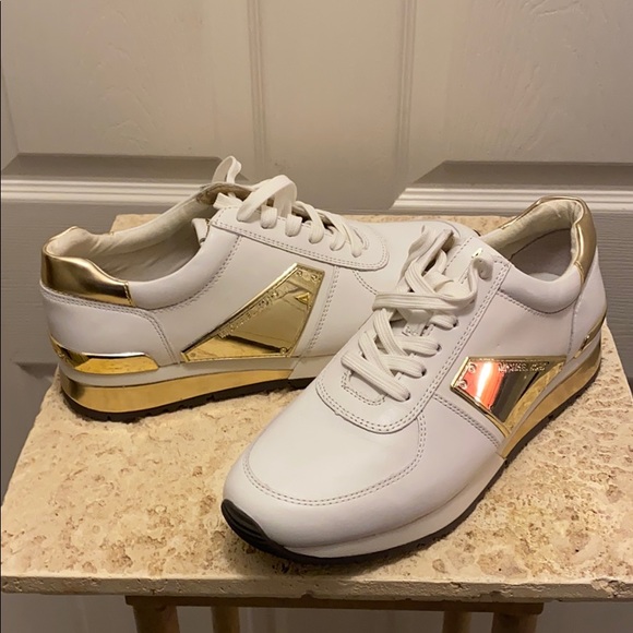 Michael Kors Allie Optic White and Go - Picture 2 of 7